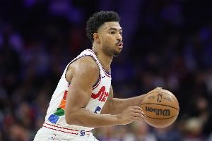 Fischer：格莱姆斯经纪人申请推迟资质报价截止日 被76人队拒绝