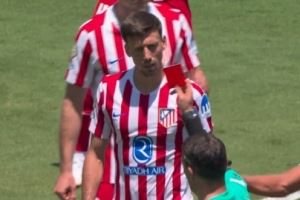 朗格莱在西甲已有6次被红牌罚下，近10个赛季仅3名球员比他更多