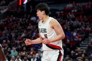 马健：杨瀚森的根本问题在于体能  这导致他进攻对抗差防守移动慢